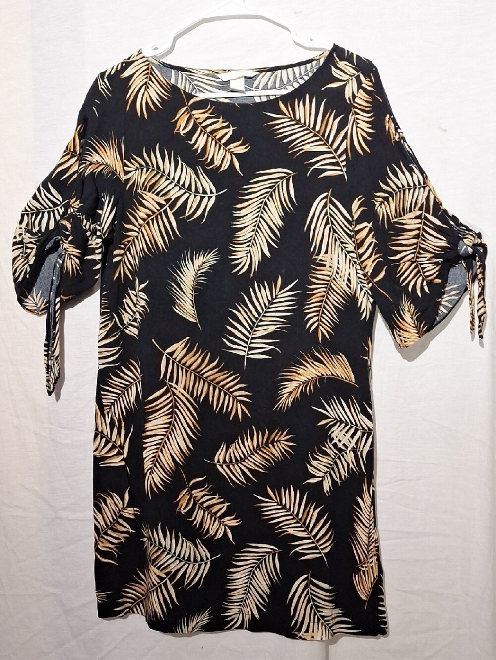 3/$20-H&M Black Midi Shift Dress with Gold Palm Print, Puffy Short Sleeves, 8